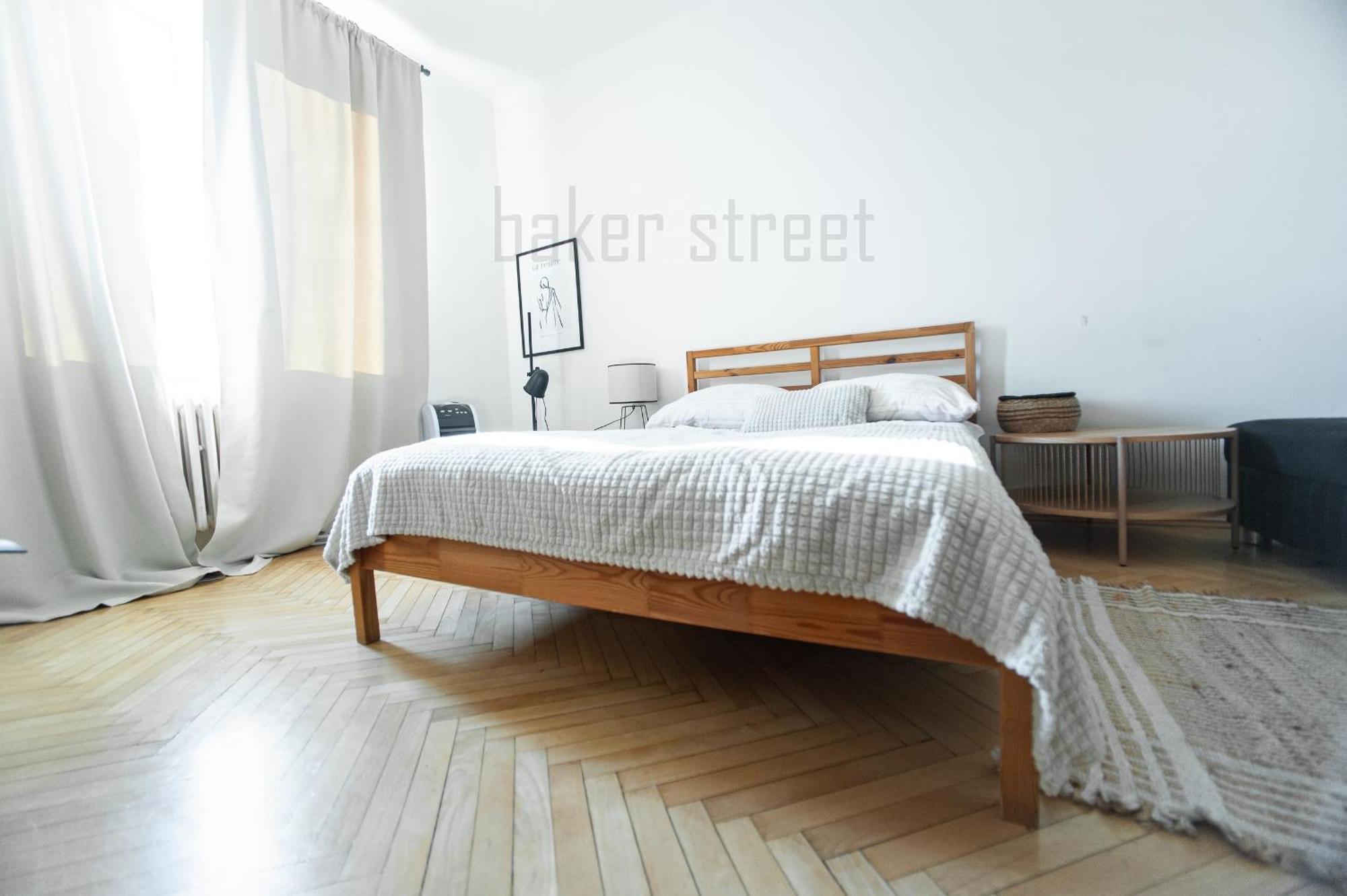 One Bedroom Close To Castle Apartament